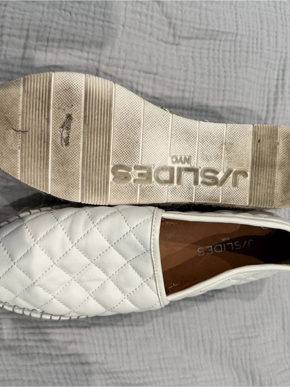 J/SLIDES quilted white